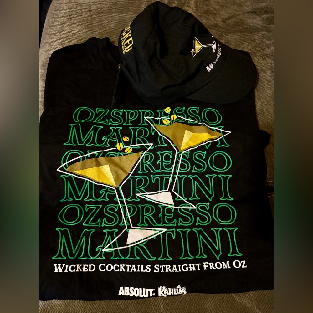 Wicked Absolut Kahlua T-Shirt & Hat